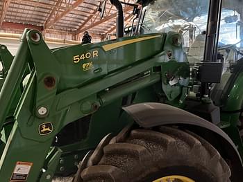 2017 John Deere 5125R Equipment Image0