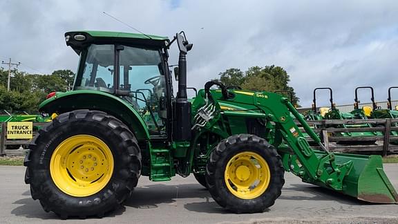 Image of John Deere 5125R equipment image 1