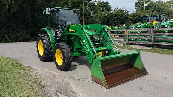 Image of John Deere 5125R equipment image 2