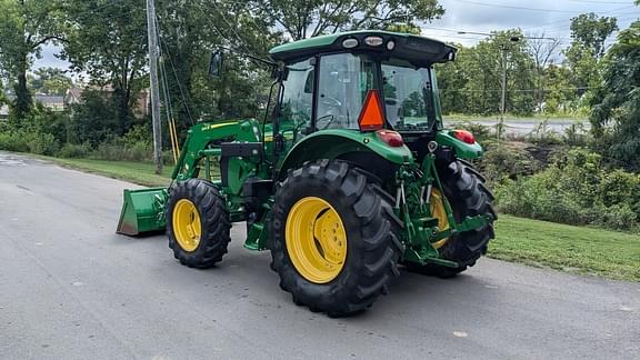 Image of John Deere 5125R equipment image 4