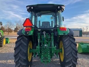 Main image John Deere 5125R 4