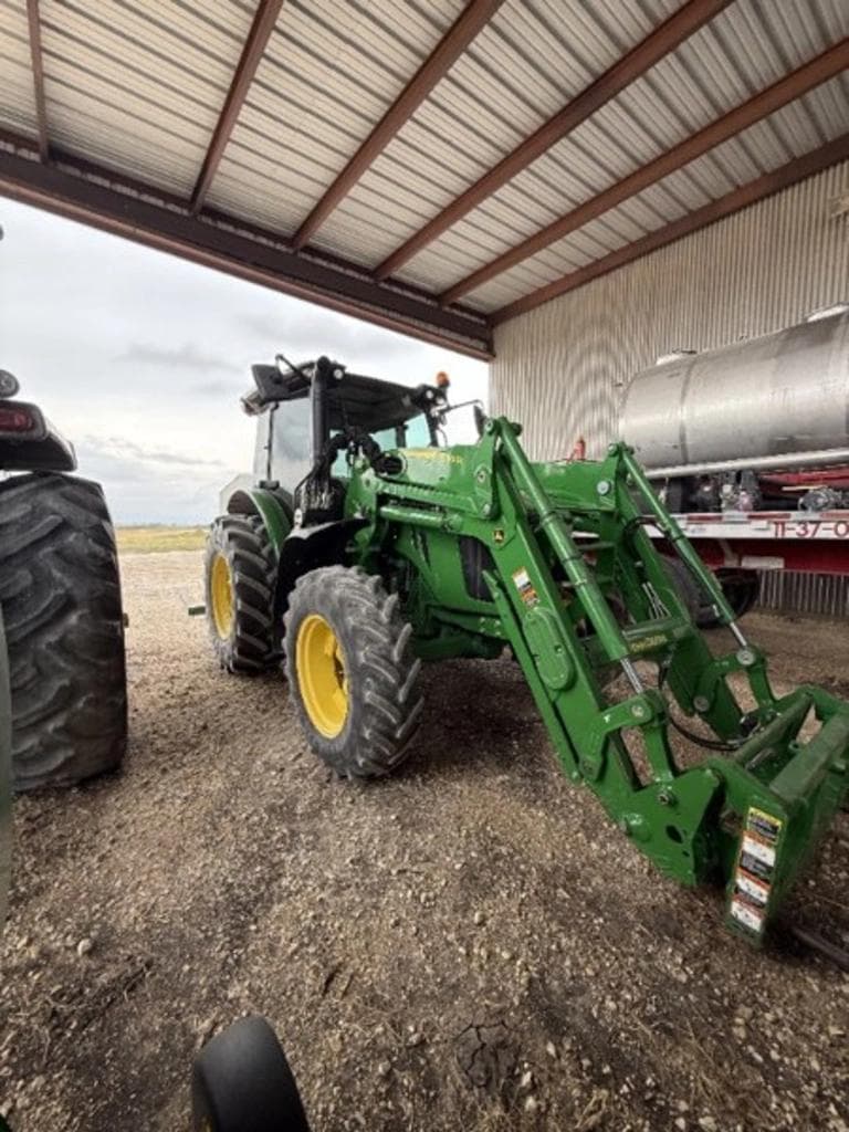 Image of John Deere 5125R Primary image