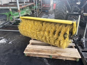 Image of John Deere 52" Broom Image 1