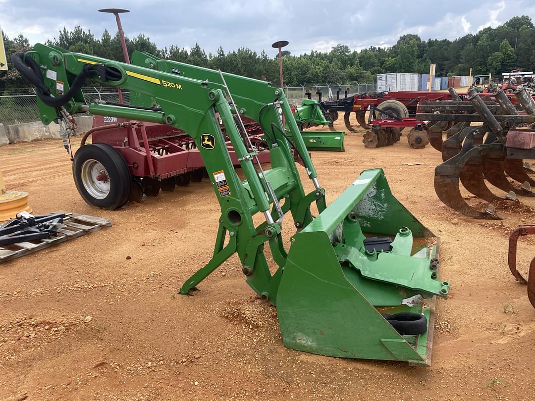 Image of John Deere 520M Image 0
