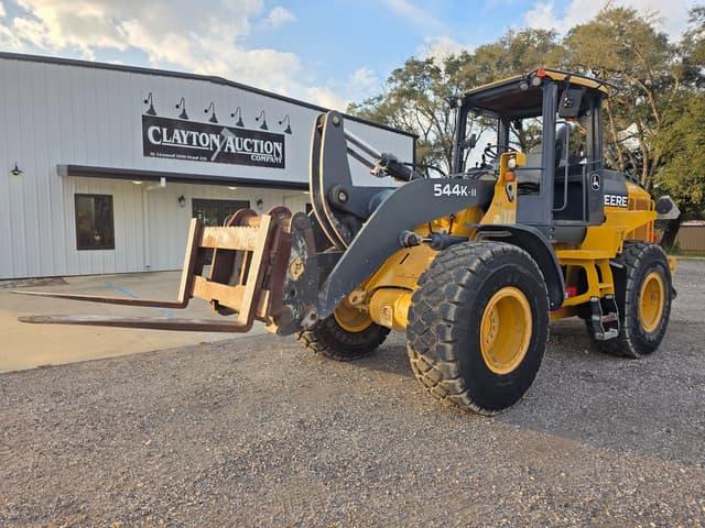 Image of John Deere 544K-II equipment image 1