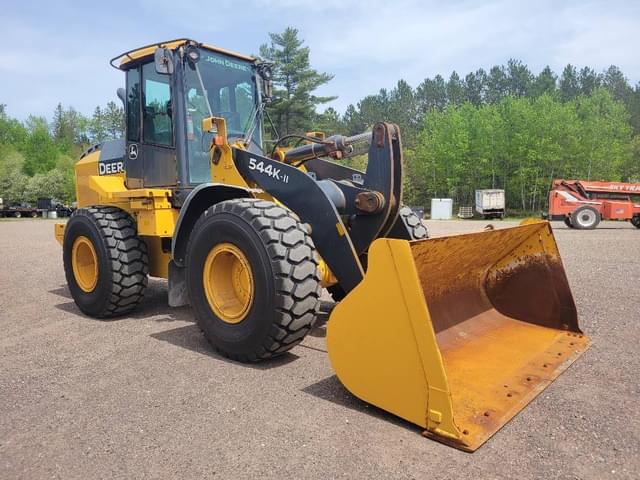 Image of John Deere 544K-II equipment image 2