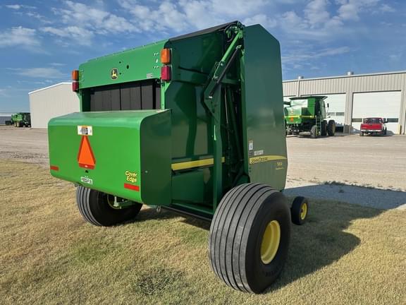 Image of John Deere 569 equipment image 3