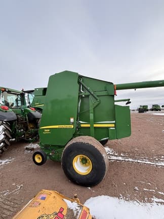 Image of John Deere 569 MegaWide Plus equipment image 2