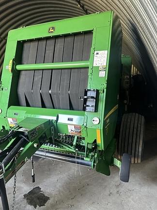 Image of John Deere 569 MegaWide Plus Image 1