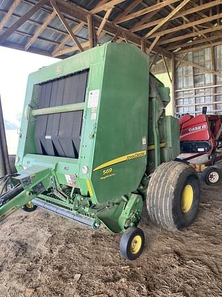 Image of John Deere 569 MegaWide Plus equipment image 2