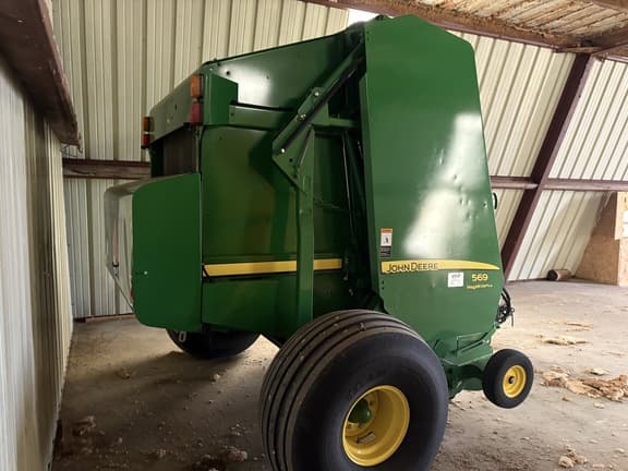 Image of John Deere 569 MegaWide Plus equipment image 3