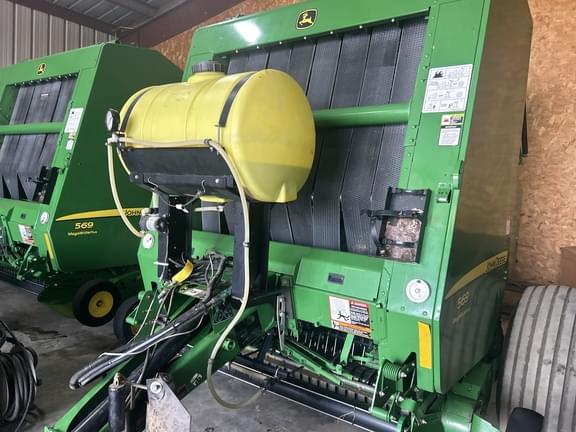Image of John Deere 569 MegaWide Plus equipment image 1