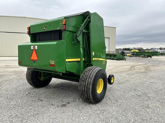 Image of John Deere 569 MegaWide Plus equipment image 4