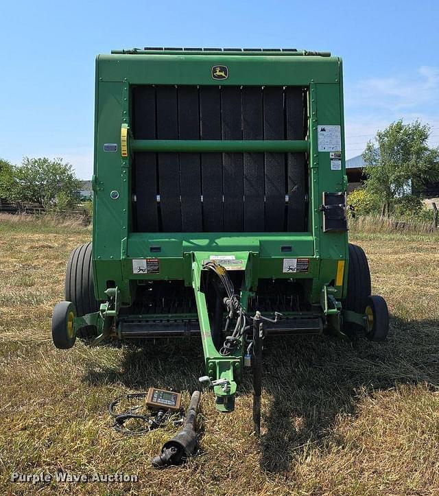 Image of John Deere 569 equipment image 1