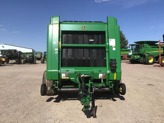 Image of John Deere 569 Premium equipment image 2