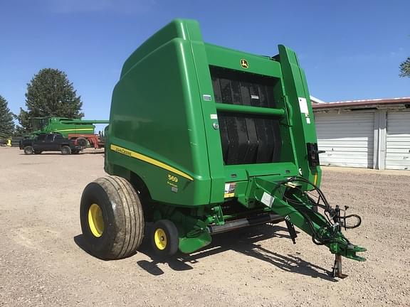 Image of John Deere 569 Premium equipment image 1