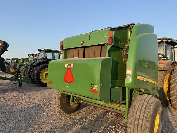 Image of John Deere 569 Premium equipment image 4