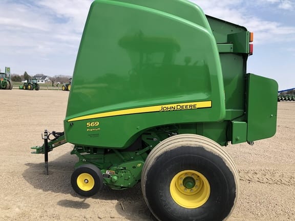 Main image John Deere 569 Premium