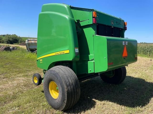 Image of John Deere 569 Premium equipment image 3