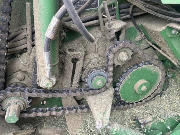 Image of John Deere 569 Silage Special equipment image 4