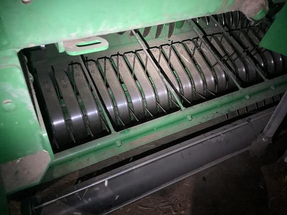 Image of John Deere 569 MegaWide Plus equipment image 3