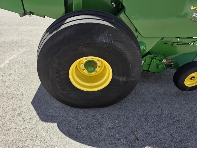 Image of John Deere 569 Silage Special equipment image 2