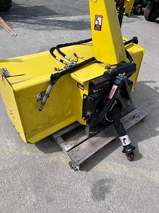 Image of John Deere 59" Snow Blower equipment image 3