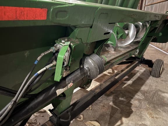 Image of John Deere 608C equipment image 3