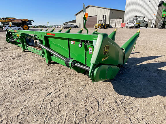 Image of John Deere 608C equipment image 4