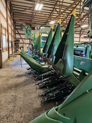 Main image John Deere 608C