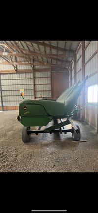 2017 John Deere 608C Equipment Image0