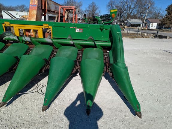 Image of John Deere 608C equipment image 4