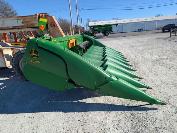 Image of John Deere 608C equipment image 1