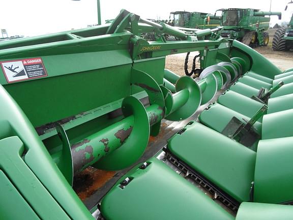 Image of John Deere 608FC equipment image 4