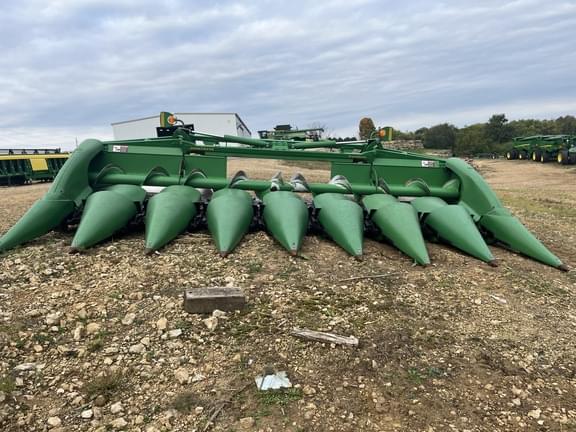 Image of John Deere 608FC equipment image 2