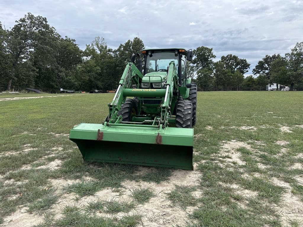 Image of John Deere 6105D Image 1