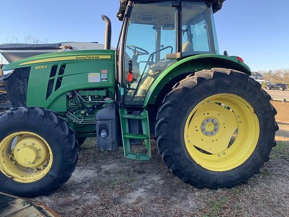 Image of John Deere 6105E Primary image