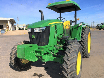 Main image John Deere 6105E