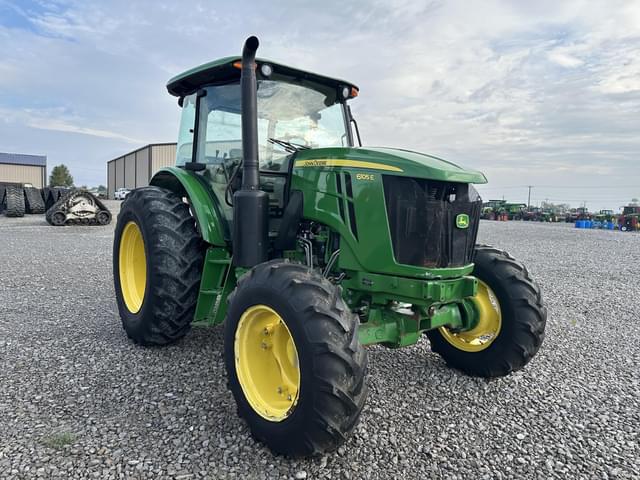 Image of John Deere 6105E equipment image 1