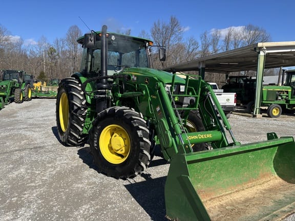 Main image John Deere 6105E