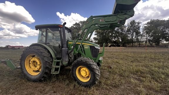2017 John Deere 6105E Equipment Image0