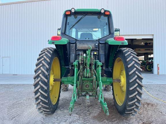 Image of John Deere 6110M equipment image 3