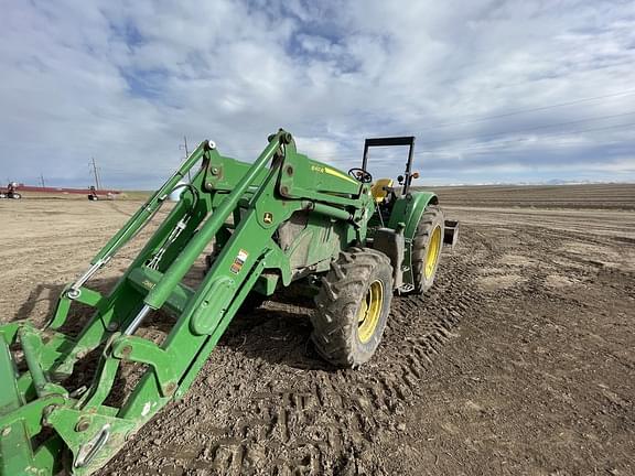 Image of John Deere 6110M equipment image 1