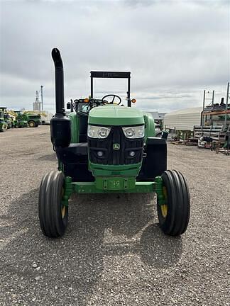 Image of John Deere 6110M equipment image 2