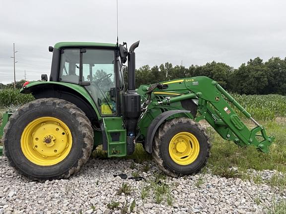 Image of John Deere 6110M equipment image 1