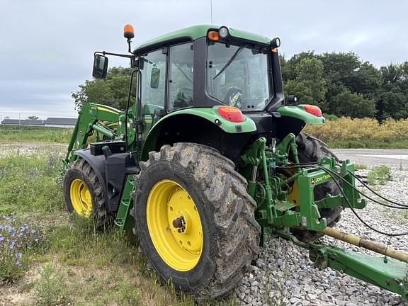 Image of John Deere 6110M equipment image 3