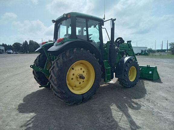 Image of John Deere 6110M equipment image 4