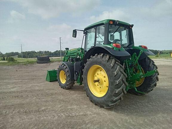 Image of John Deere 6110M equipment image 2