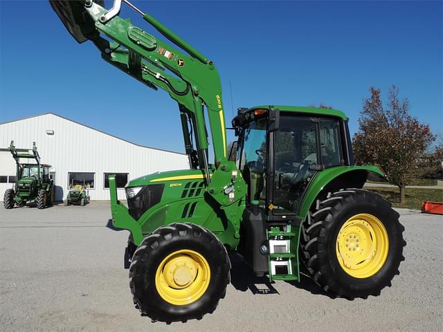 Image of John Deere 6110M equipment image 2