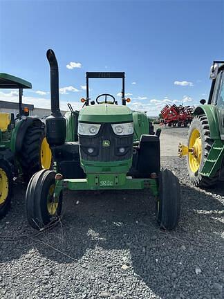 Image of John Deere 6110M equipment image 3